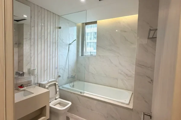 Bán căn hộ midtown