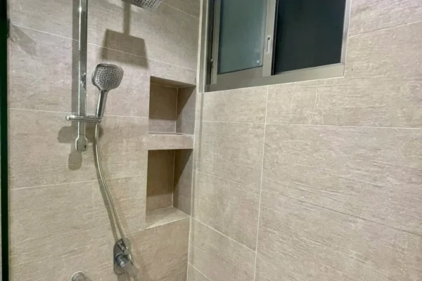 Bán căn hộ midtown
