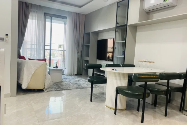Cho thuê căn hộ midtown