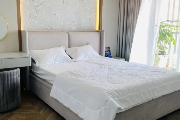 Cho thuê căn hộ midtown